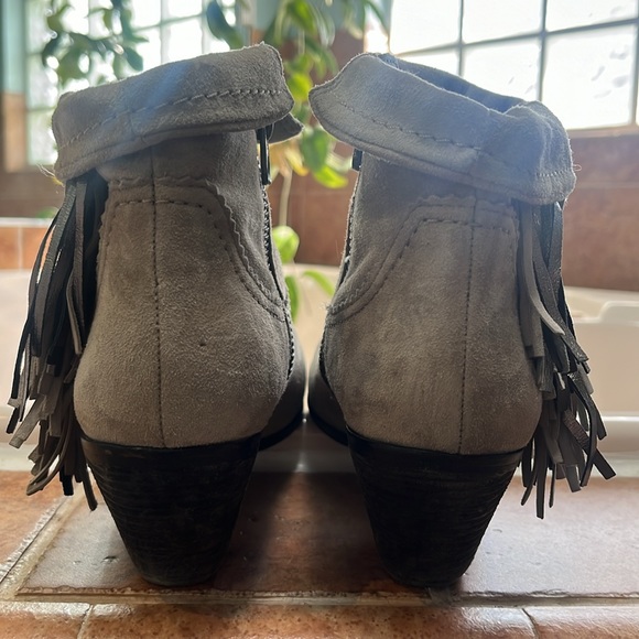Sam Edelman silver suede boots with tassel fringe. - Picture 3 of 4